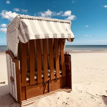Sonnenloft 14 Mit Eigenem Kamin, Sauna, Strandkorb Am Und Pool Im Haus Duene 7 Prora *