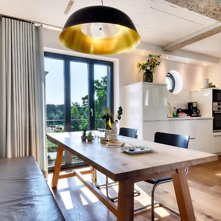 Sonnenloft 14 Mit Eigenem Kamin Und Sauna Im Haus Duene 7 Prora