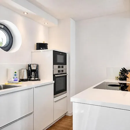 Sonnenloft 14 Mit Eigenem Kamin, Sauna, Strandkorb Am Und Pool Im Haus Duene 7 Prora
